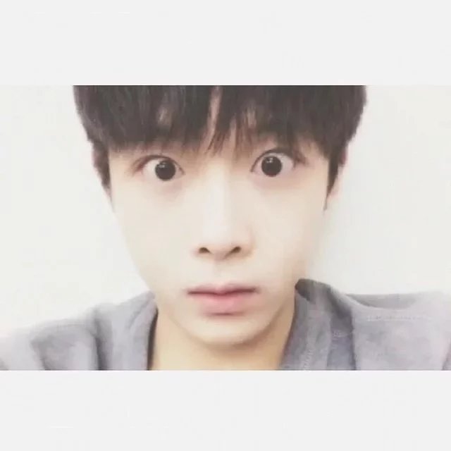 邹霄青纯