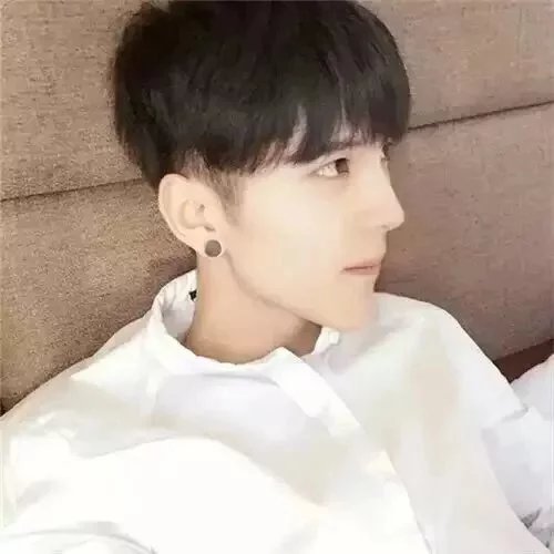 宰雁云发